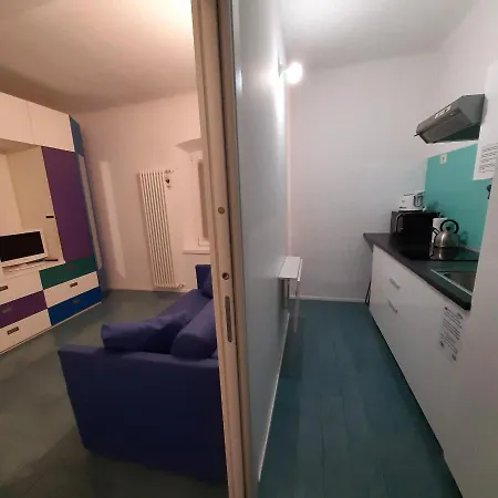 La Corte 20 Studio Apartment Carugo