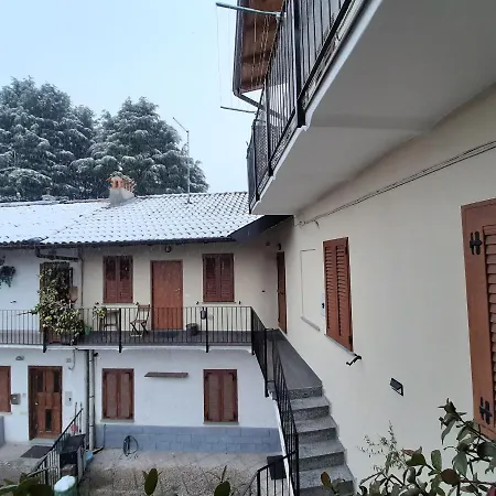 La Corte 20 Studio Apartment Carugo